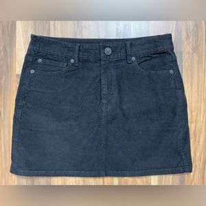 American eagle corduroy black skirt